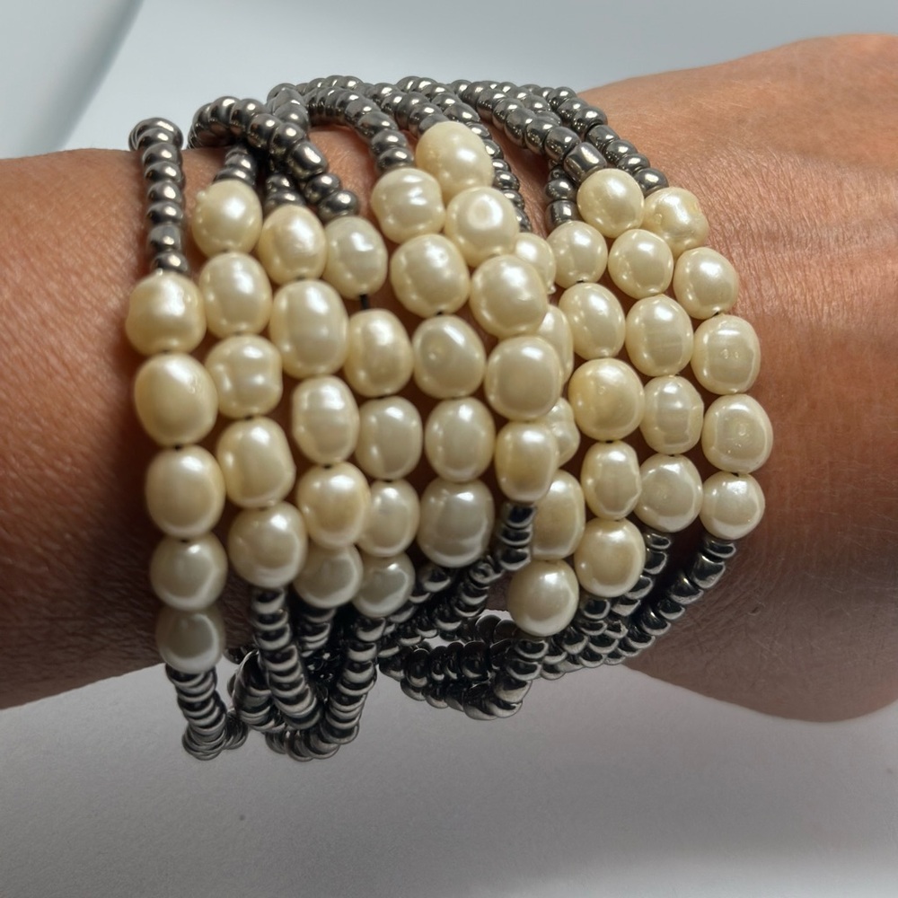 Ten Strand stretchy bracelet